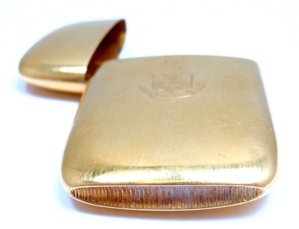 TIFFANY & CO. Antique Solid Gold 1925 Gunther Match Box In Excellent Condition In Holland, PA