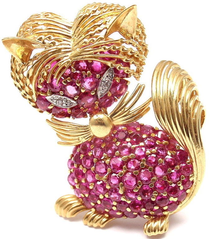 Tiffany & Co. Diamond Ruby Yellow Gold Cat Brooch Pin 4