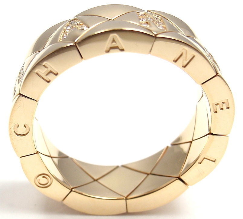 Chanel Matelasse Diamond Yellow Gold Ring In New Condition In Holland, PA