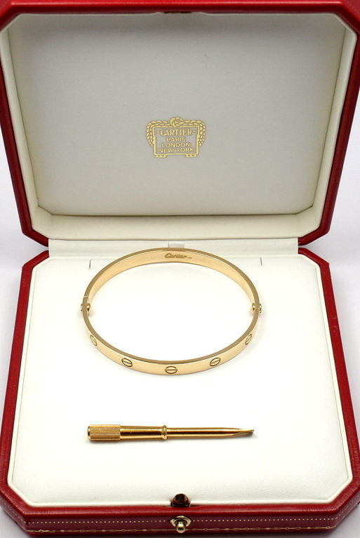 CARTIER Love Size 19 Yellow Gold Bangle In New Condition In Holland, PA