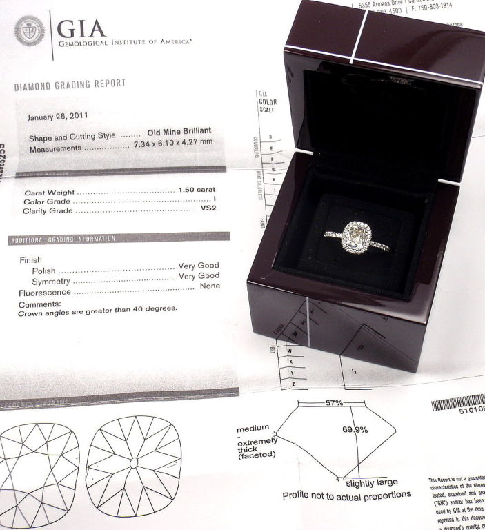 Women's DEBEERS Aura Solitaire Diamond Platinum Engagement Ring