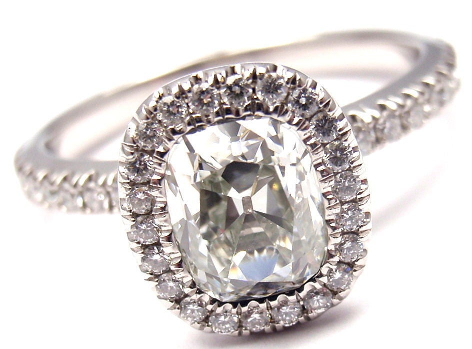 DEBEERS Aura Solitaire Diamond Platinum Engagement Ring 2