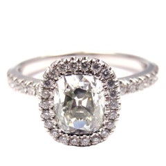 Vintage DEBEERS Aura Solitaire Diamond Platinum Engagement Ring