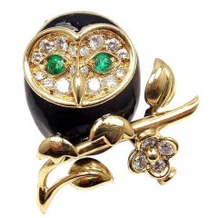 Vintage VAN CLEEF & ARPELS Owl Diamond Emerald Enamel Yellow Gold Brooch Pin