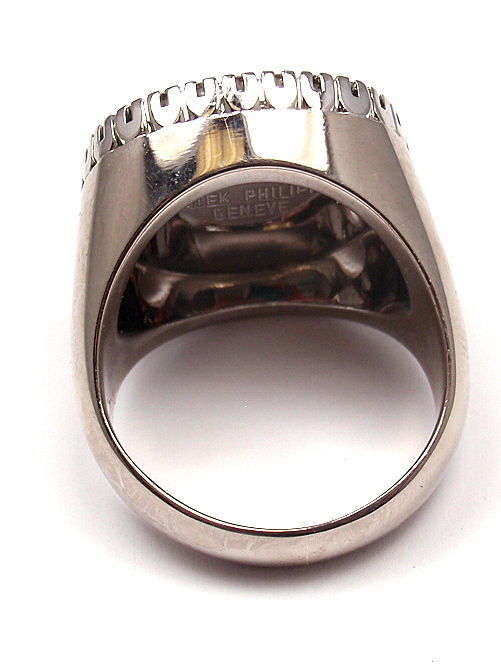 Women's PATEK PHILIPPE Ellipse D'or Blue Diamond White Gold Ring