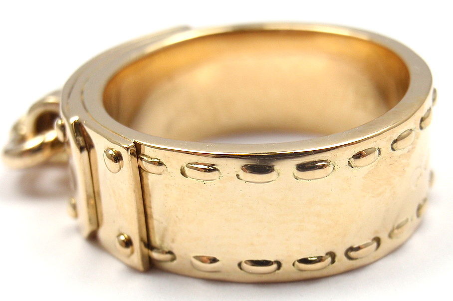 Hermes Diamond H Lock Yellow Gold Ring In New Condition In Holland, PA