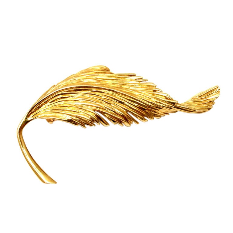 Van Cleef & Arpels Yellow Gold Leaf Brooch