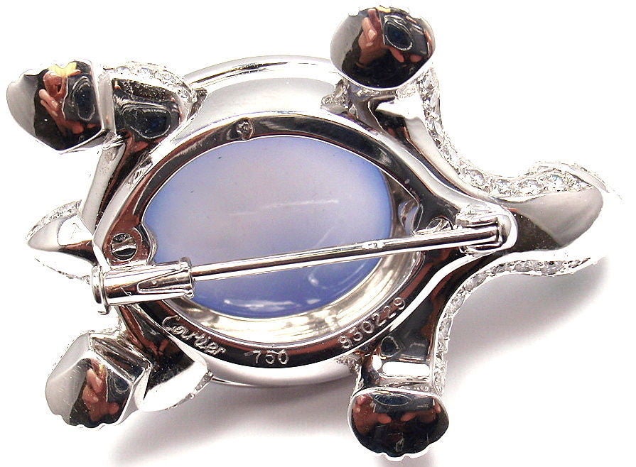 Cartier Turtle Chalcedony Emerald Diamond White Gold Pin Brooch