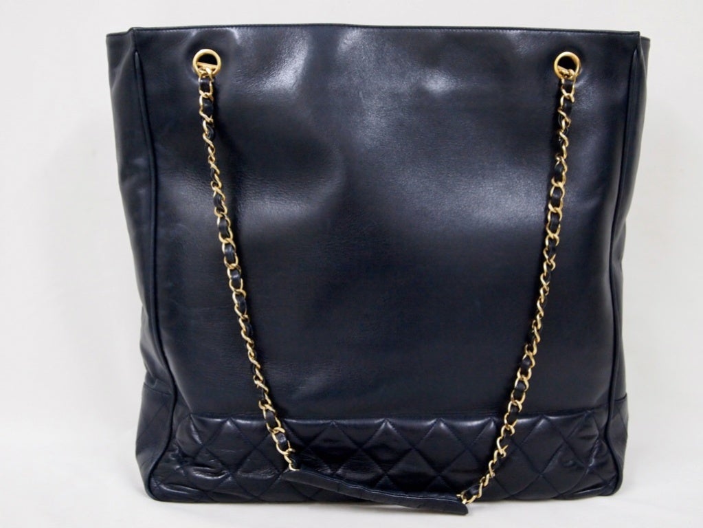 Women's Vintage CHANEL PARIS 1990's era Dark navy leather large tote bag