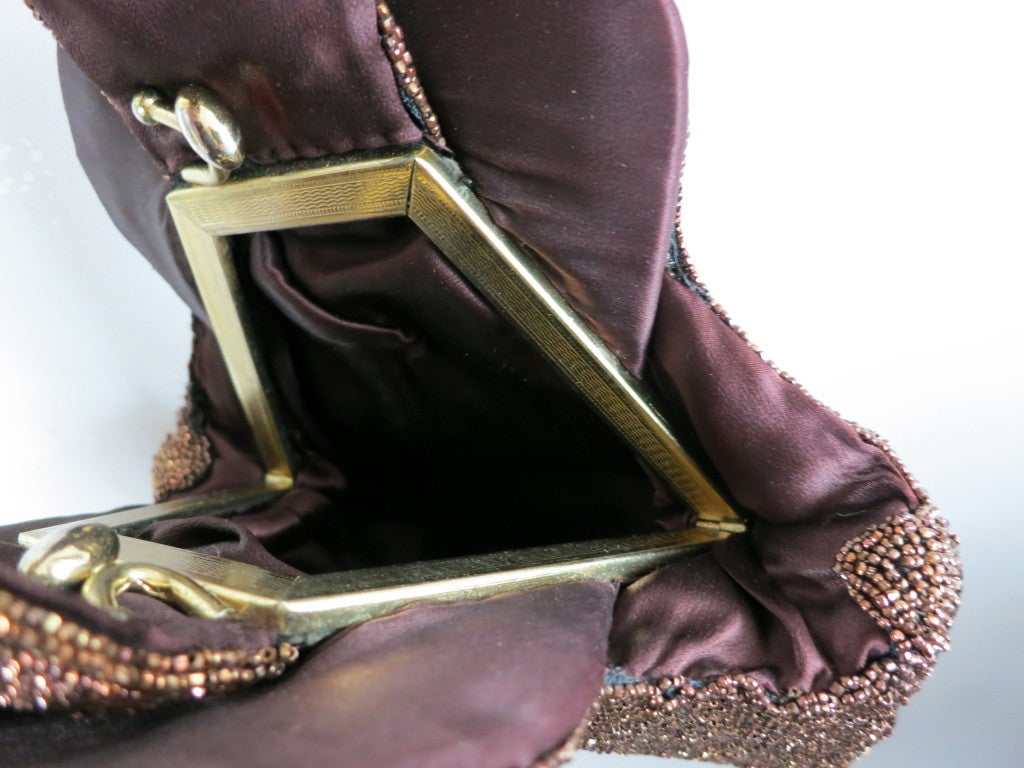 Vintage 1940's Copper beaded kiss closure bag 2