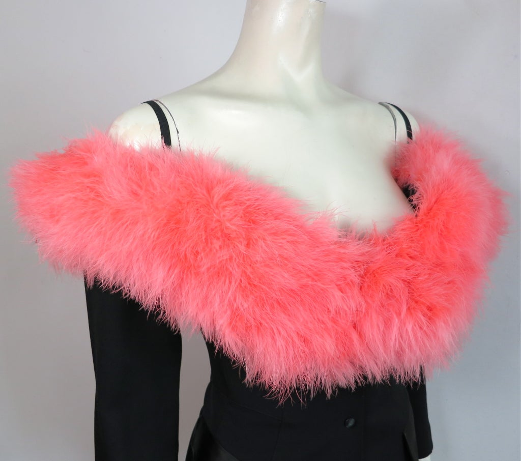 Women's Vintage THIERRY MUGLER 1980 pink marabou neckline tuxedo blazer