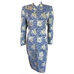 Unworn RAFFAELA SCHIRMER Blue & gold floral brocade skirt suit