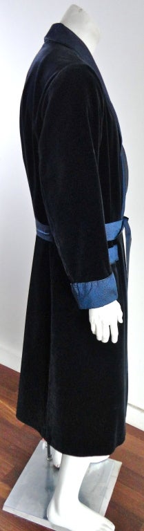 HERMÉS PARIS sapphire blue silk velvet embroidered men's robe 2