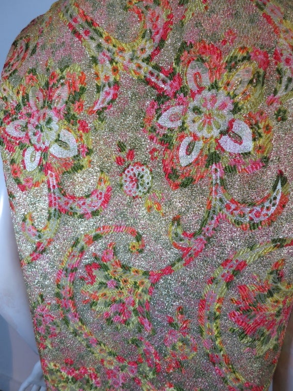 Vintage 1970's era gold brocade floral robe 3