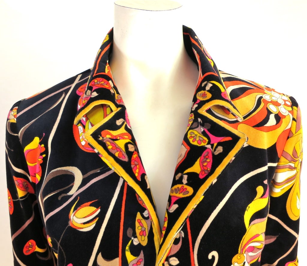 Vintage EMILIO PUCCI 1960's geometric floral velvet jacket In Excellent Condition In Newport Beach, CA