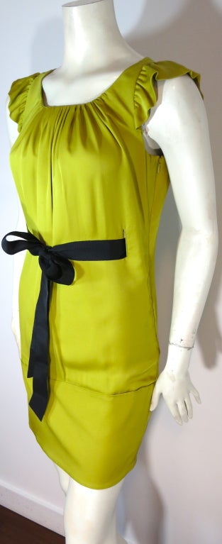 VALENTINO Chartreuse silk charmeuse dress In Excellent Condition In Newport Beach, CA