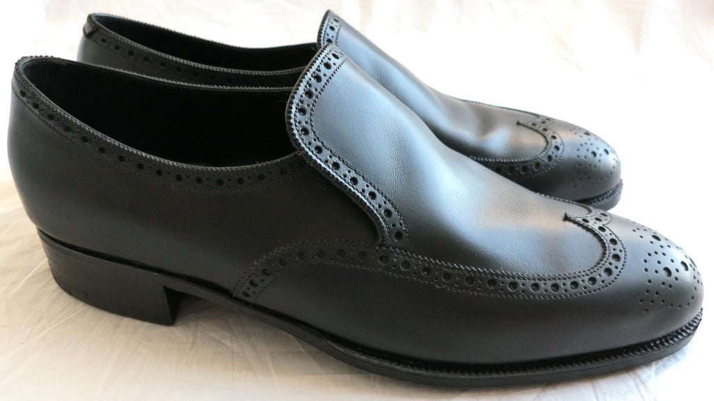 JOHN LOBB Men's bespoke full brogue black leather oxford shoes