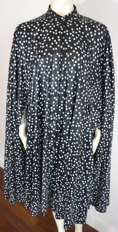 Vintage PAULINE TRIGÉRE 1960's confetti printed rainwear cape at 1stDibs