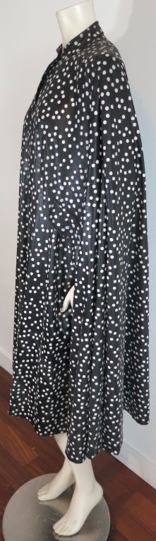 Vintage PAULINE TRIGÉRE 1960's confetti printed rainwear cape 1
