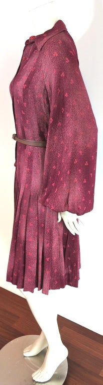 Women's Vintage BILL TICE for MALCOLM STARR red spray floral dress For Sale