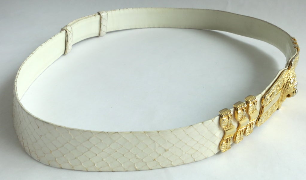 Brown Vintage JUDITH LEIBER 1960's Lion medallion ivory snakeskin belt For Sale