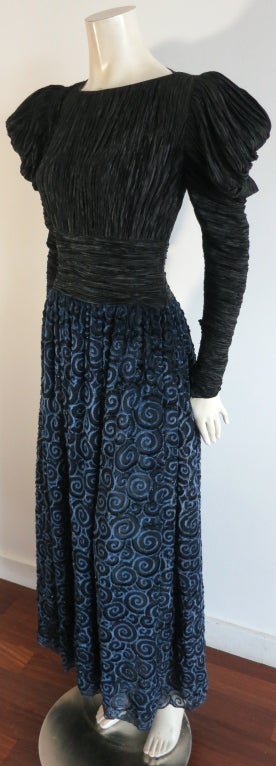 Vintage MARY MCFADDEN 1980's 'Marii' pleated swirl dress For Sale 3