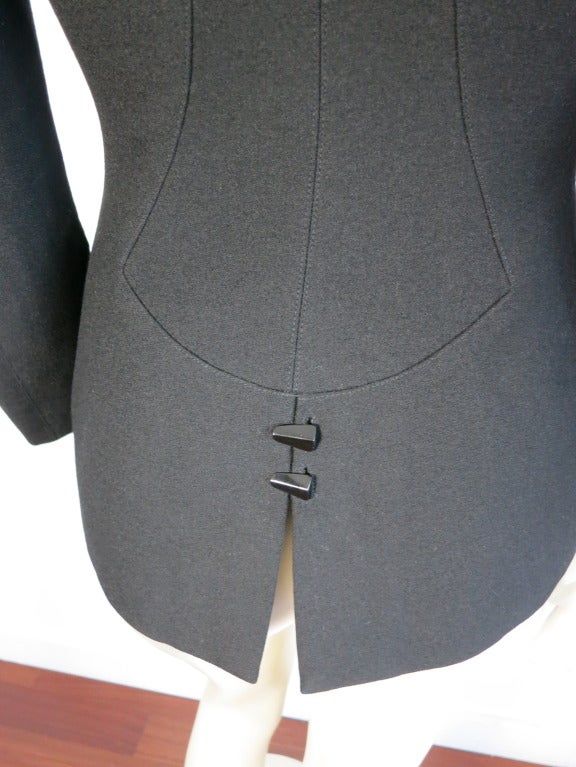 Vintage AZZEDINE ALAIA 1980's Black wool curved seam blazer For Sale 1