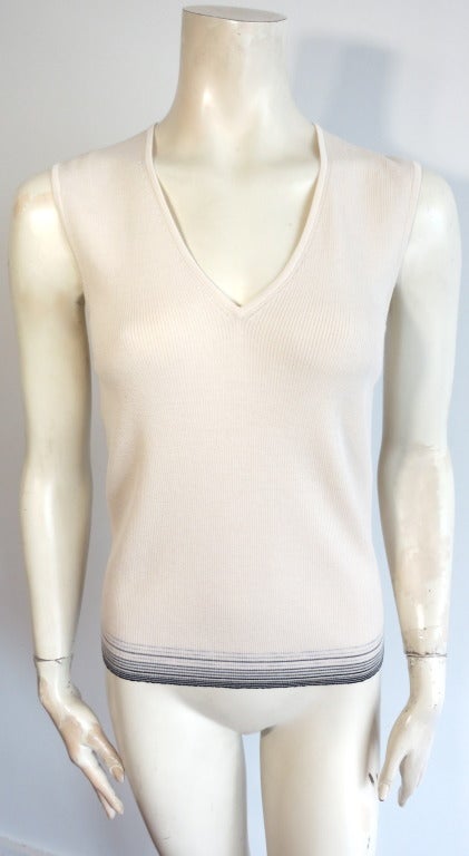 Unworn HERMES PARIS Silk and wool 2pc. cardigan & tank sweater twinset In New Condition In Newport Beach, CA