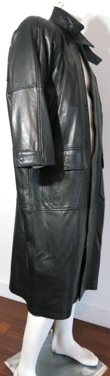 Vintage NORTH BEACH LEATHER 1980's Men's black leather trench coat 1