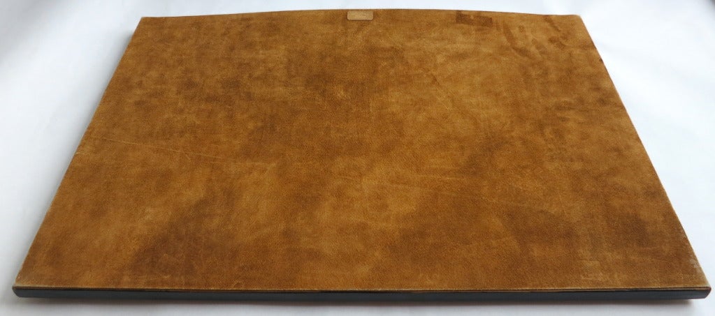 Vintage GUCCI ITALY Saddle leather & polished brass desk blotter 5