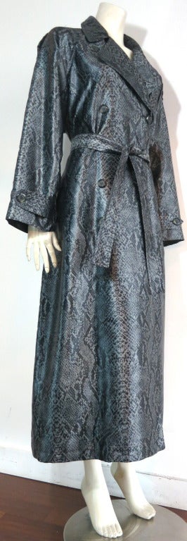 Vintage YVES SAINT LAURENT Snakeskin python printed trench coat & belt In Excellent Condition For Sale In Newport Beach, CA