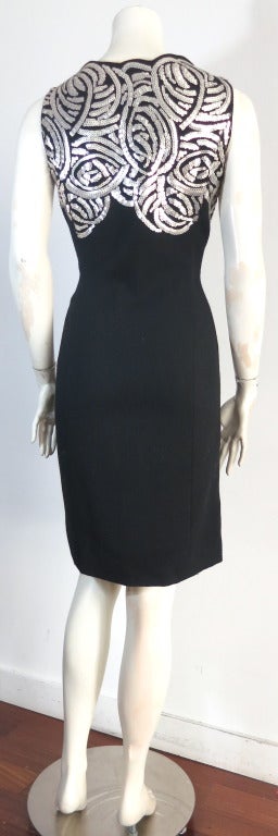 Vintage TOM AND LINDA PLATT Black crepe dress with platinum-tone sequins For Sale 1
