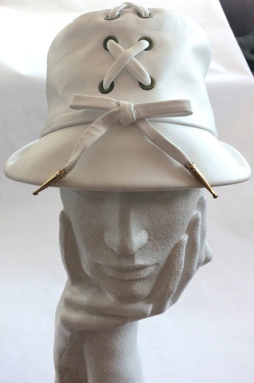 Women's Vintage YVES SAINT LAURENT White leather 'Safari' hat
