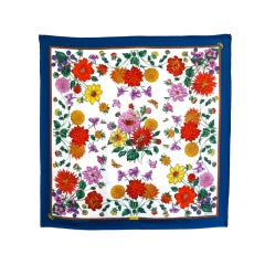 Vintage GUCCI 'Dahlia' Flora printed silk scarf