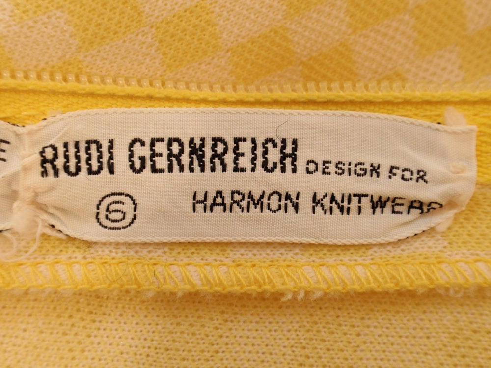 Rudi Gernreich Vintage Gelb-weiß karierter ärmelloser Hosenanzug (Orange) im Angebot