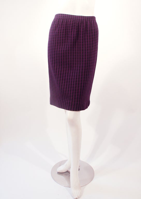 Entwurf von Rudi Gernreich für Harmon Knitwear, Kalifornien; verkauft bei Gene Shacove Ltd. in Beverly Hills.

Bitte überprüfen Sie die Maße, um eine gute Passform zu gewährleisten:

(Vintage 1960er Jahre)

Größe: 8
Taille: 26