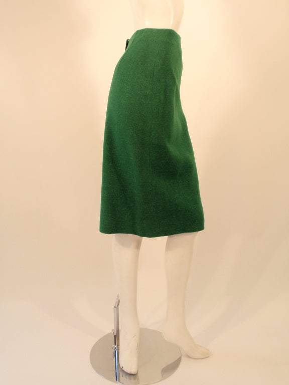 Attributed to Rudi Gernreich Green Wool pencil Skirt with Kick Pleat In Good Condition For Sale In Los Angeles, CA