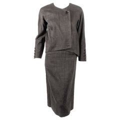 Rudi Gernreich - Attribué  2 pièces Tailleur jupe gris avec doublure à rayures