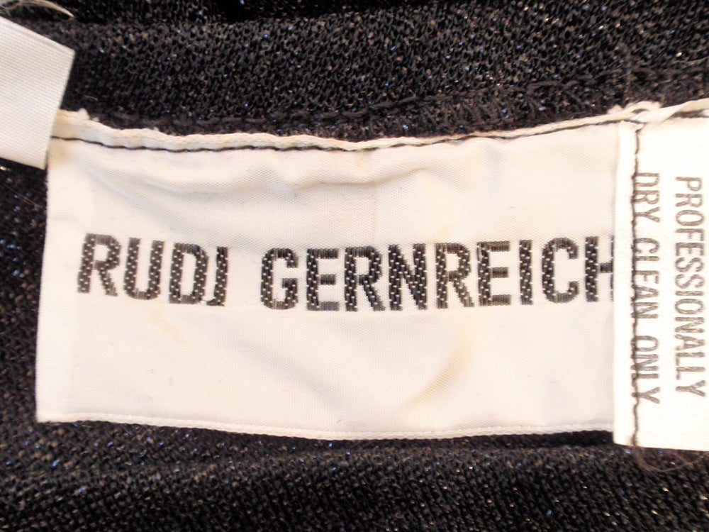 Rudi Gernreich Langes schwarzes Lurex-Strickkleid mit einer Schulter und Drapierung (Schwarz) im Angebot