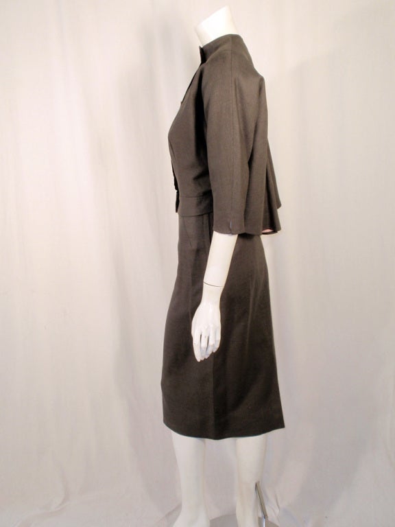 Rudi Gernreich Vintage Grauer Anzug mit Cape, Jacke & Rock (Schwarz) im Angebot