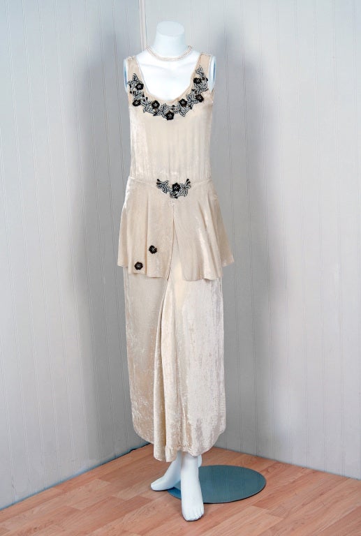 Women's 1920's Beaded Metallic Ivory Silk-Velvet Flapper Gown & Jacket