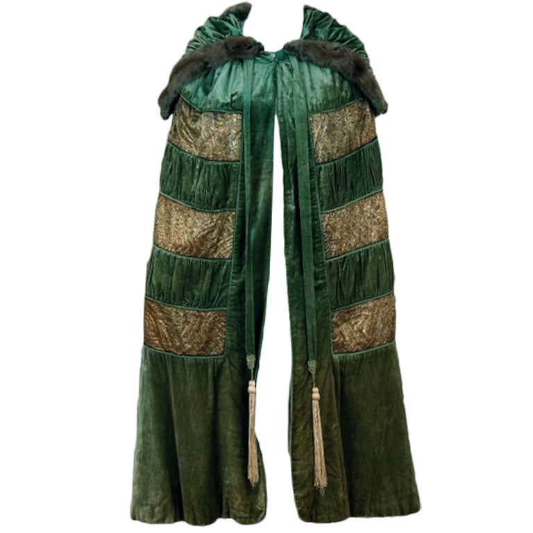 1920's Opulent Metallic Gold-Lame & Sage-Green Velvet Cape-Coat