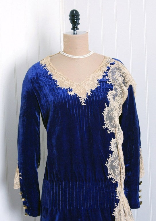 1920's Sapphire-Blue Velvet & Lace Evening Flapper Dress 1