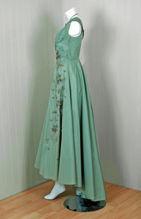 Women's 1940's Gothe Mint-Green Beaded Metallic Taffeta Trained Tea-Gown