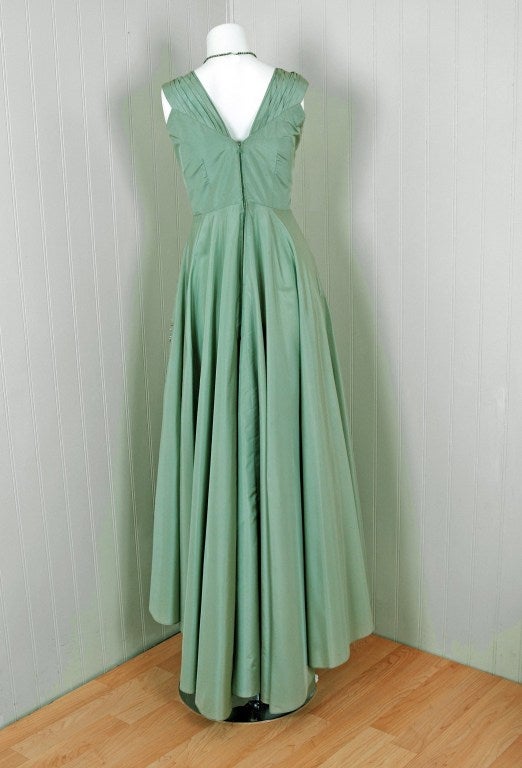 1940's Gothe Mint-Green Beaded Metallic Taffeta Trained Tea-Gown 2