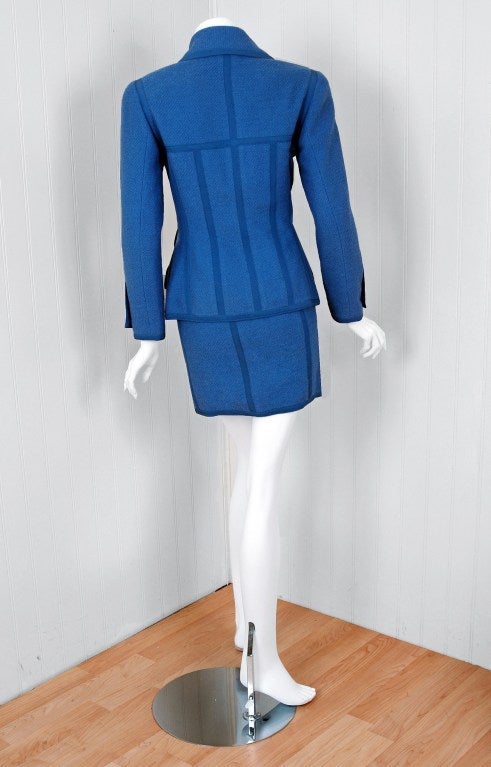 1990's Chanel Periwinkle-Blue Wool Double-Breasted Skirt Suit 2
