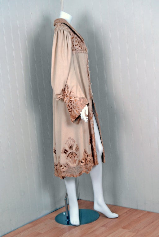 Beige 1910's Edwardian Couture Ivory-Creme Wool Cutwork Billow-Sleeve Jacket Coat