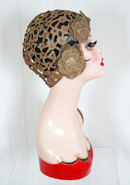 Women's 1920's Metallic-Gold Lame Floral Applique Cut-Out Cloche Hat