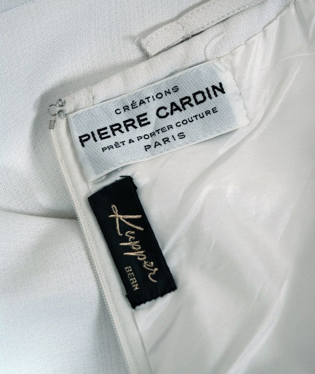 1960's Pierre Cardin Couture Space-Age White Linen Mod Dress In Excellent Condition In Beverly Hills, CA