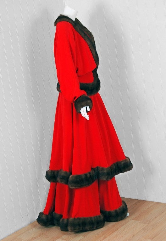 Women's 1970's Jeanne Lanvin Iconic Silk & Mink Fur Haute-Couture Gown